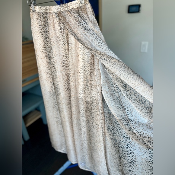 Leopard Maxi Skirt - Picture 3 of 6